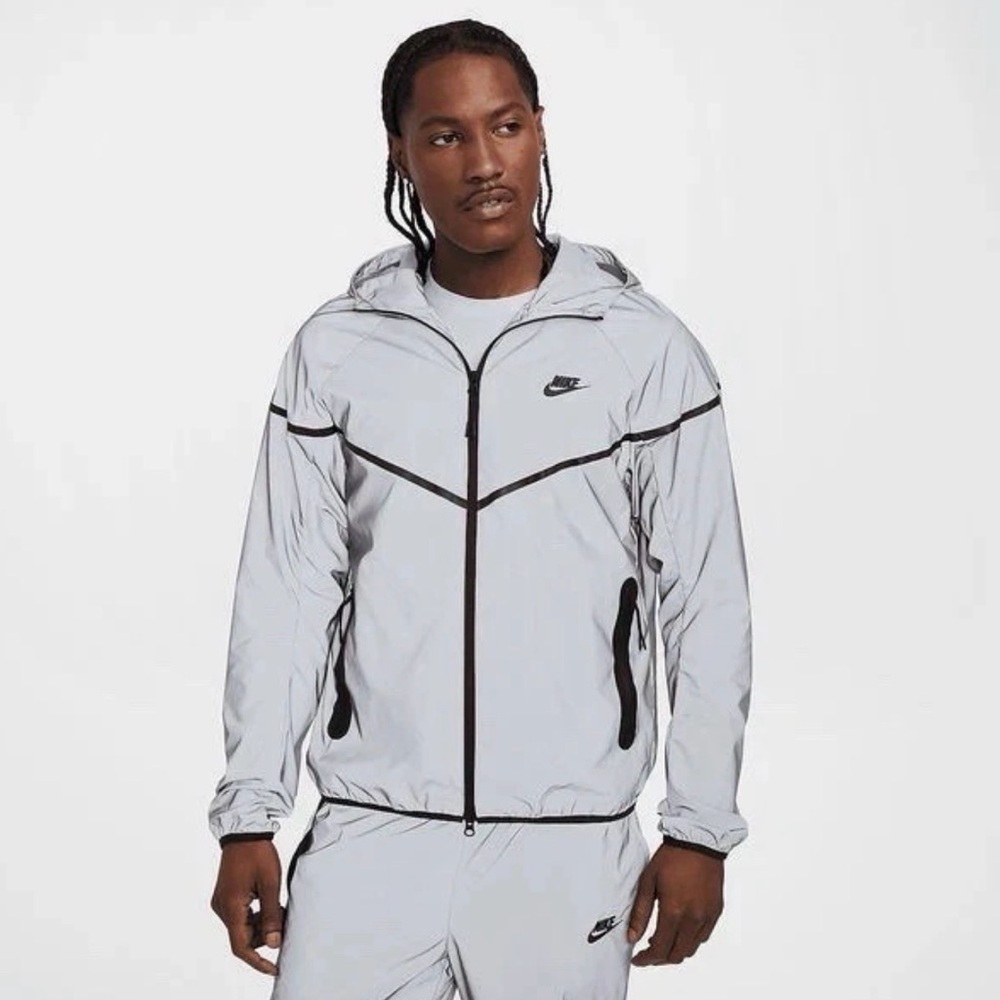 Nike Tech Men's Woven Reflective Jacket Sz M